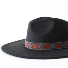 Load image into Gallery viewer, Women&#39;s Black Wide Brim Panama Felt hat with Red Rose Embroidered Ribbon Trim

